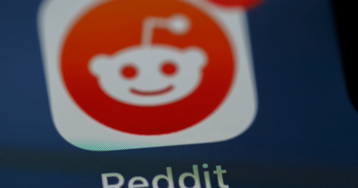 How to Find a Reddit Accountability Buddy (+ 6 Better Alternatives)